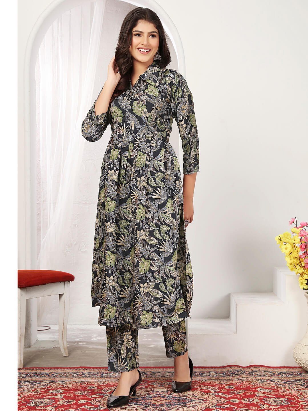 Style It Up with Black Chanderi Printed Co-Ord Set image 2