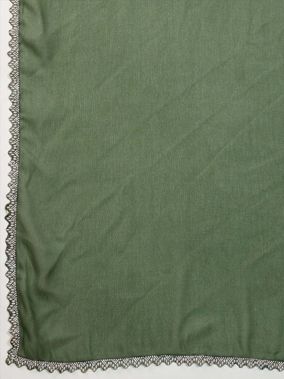 Chic and Sleek with Olive Green Georgette Saree With Lace Border image 3