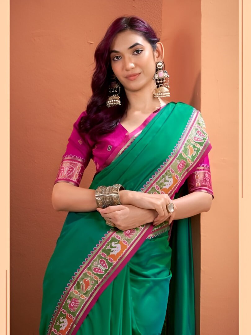 Turn Up the Glam with Forest Green Zari Woven Banarasi Patola Silk Saree image 3
