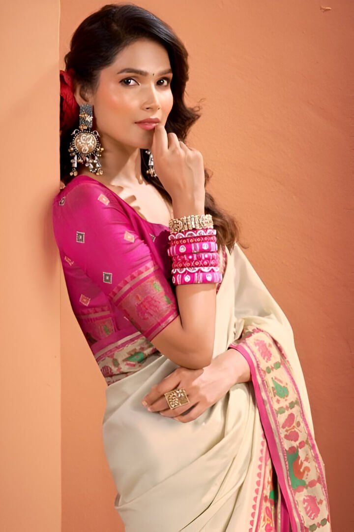 Time to Shine with Off White Zari Woven Banarasi Patola Silk Saree image 4