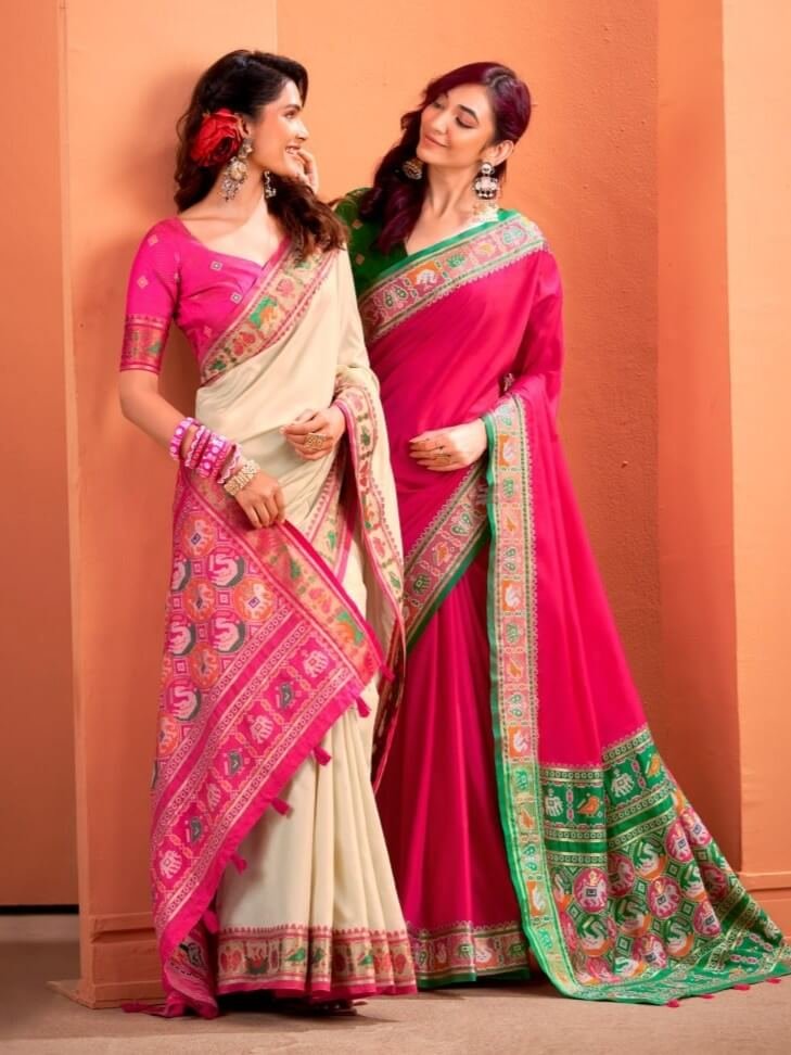Turn Up the Glam with Magenta Pink Zari Woven Banarasi Patola Silk Saree image 5