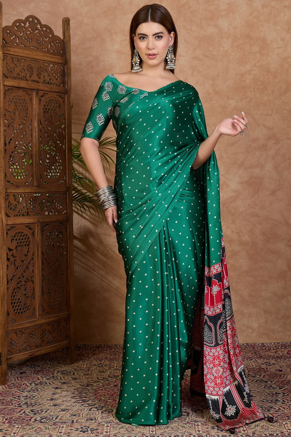 Green Semi Modal Saree With Blouse Piece