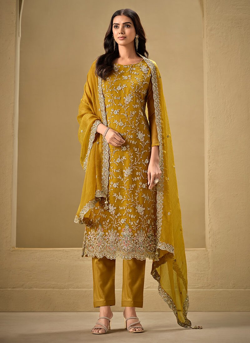 Mustrad Embroidered & Jarkan Organza Chiffon Straight Cut Salwar kameez